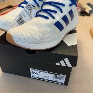 Women’s Adidas Cloudfoam Pure Blue and White Athletic Shoes 8.5 NWT